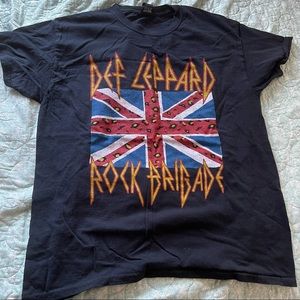 Def Leppard tshirt